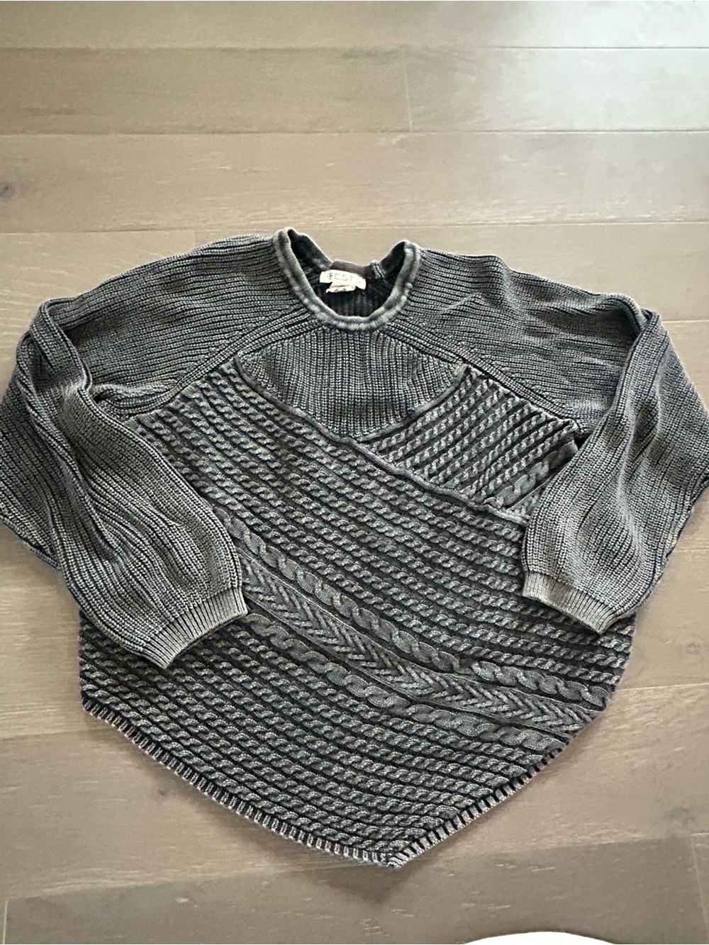 Festi | Crewneck Cable Knit Sweater in Charcoal Gray